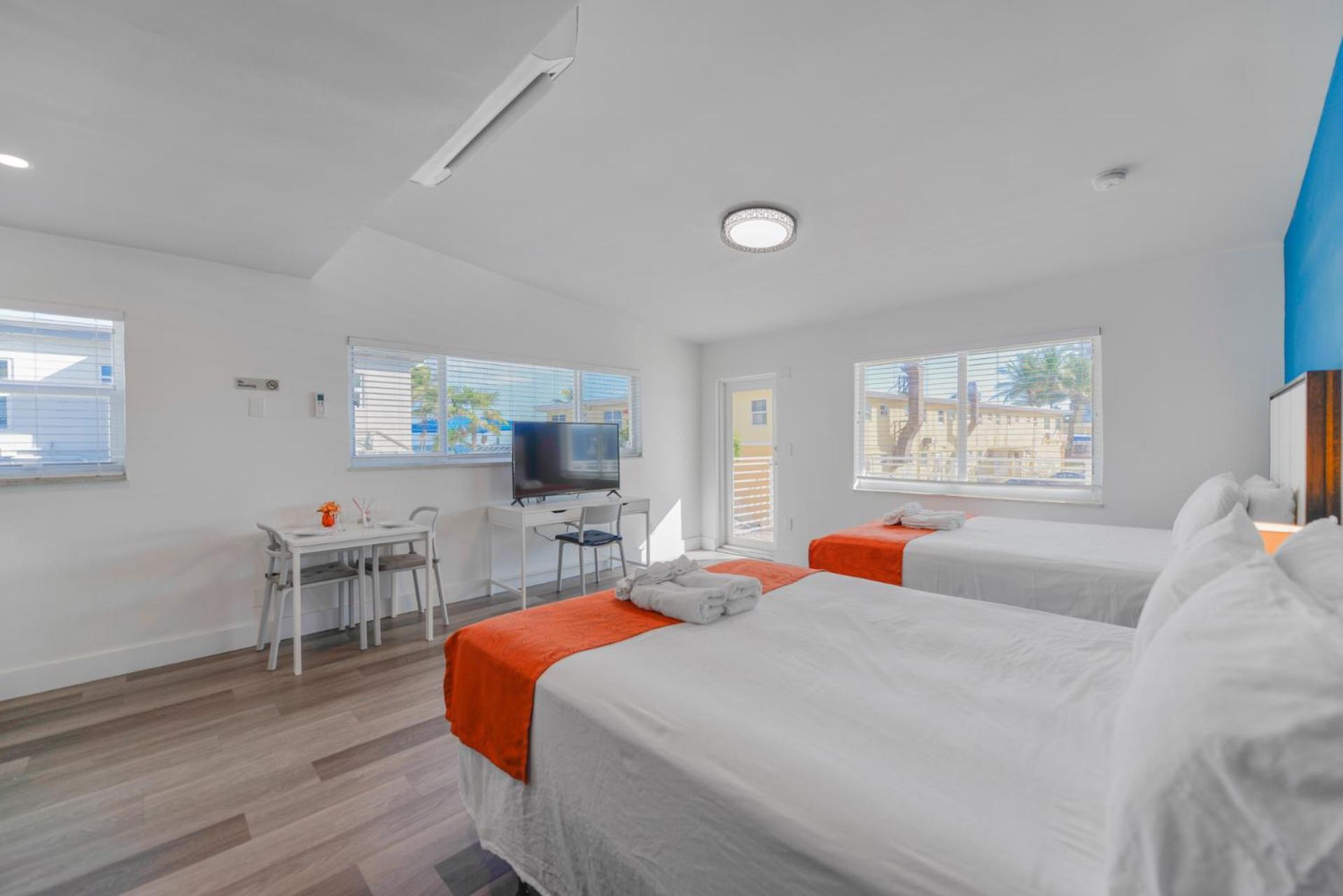 Spacious Studio With Balcony And Parking At The Beach -M46 Hollywood Extérieur photo