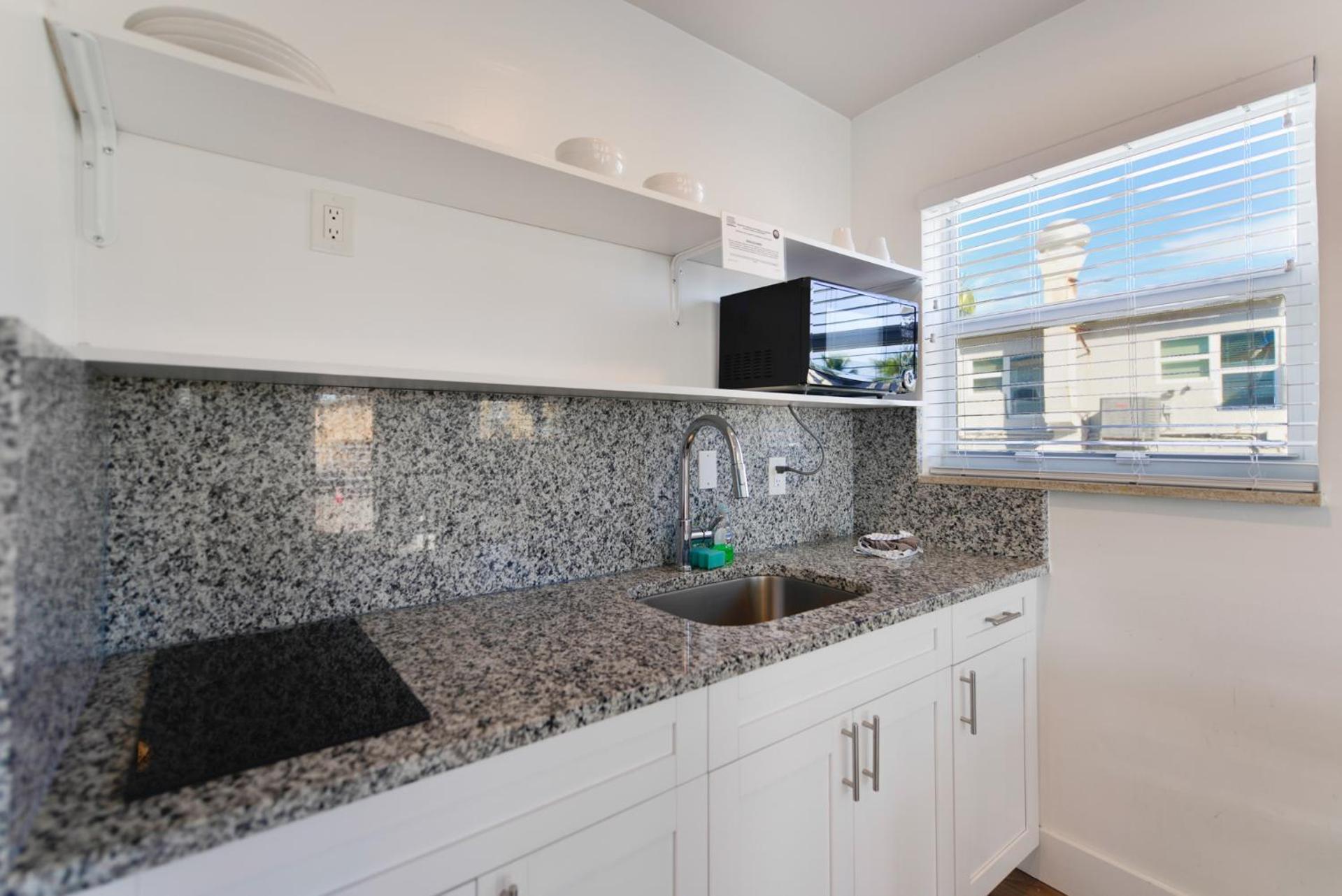 Spacious Studio With Balcony And Parking At The Beach -M46 Hollywood Extérieur photo